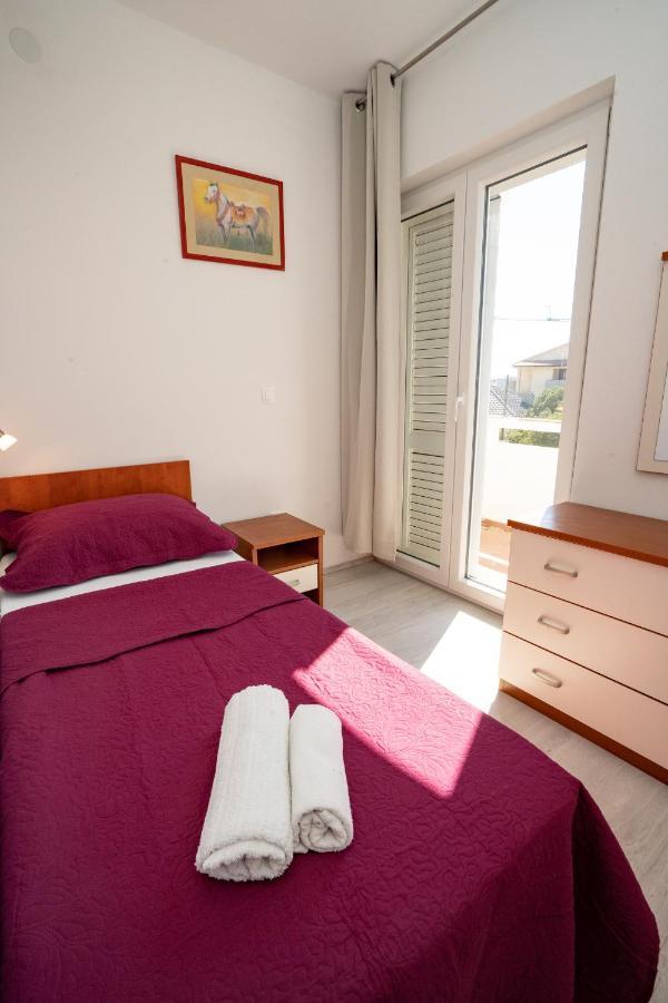 Rooms Magnolia With Pool Novalja Eksteriør bilde