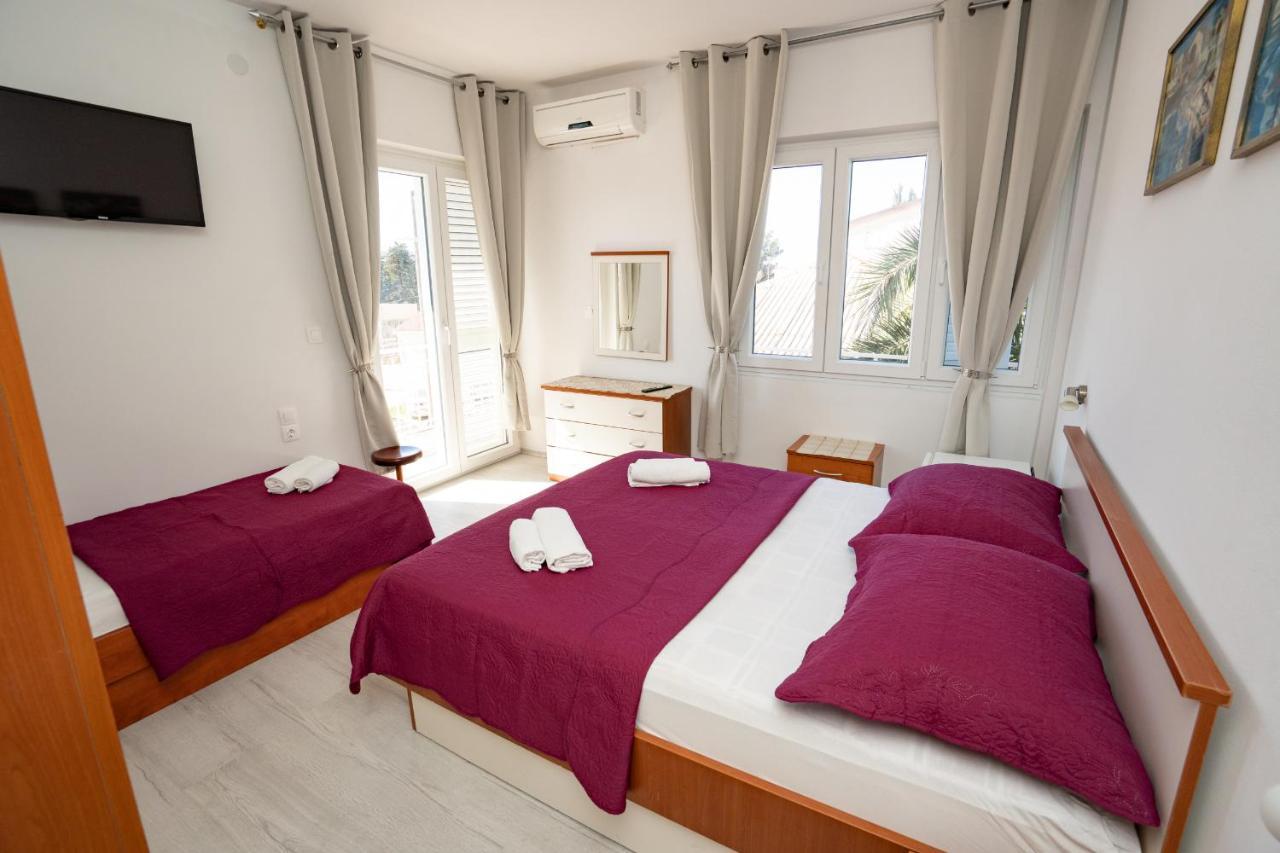 Rooms Magnolia With Pool Novalja Eksteriør bilde